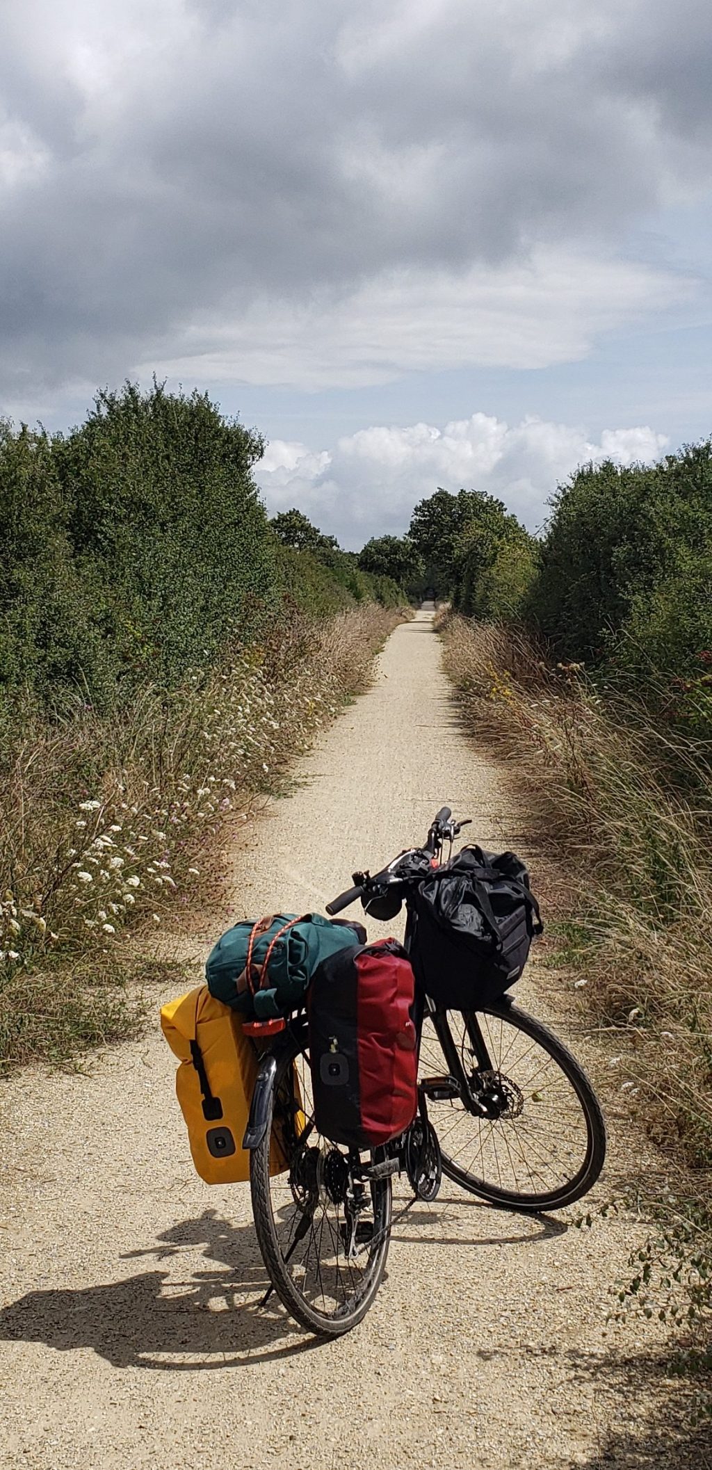 ¡Bienvenidos et Bienvenues!